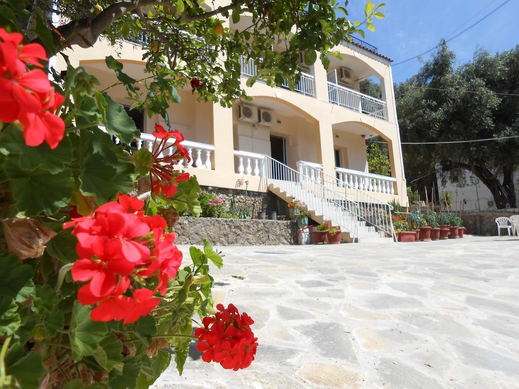 Gregory'S Studios Palaiokastritsa Exterior foto