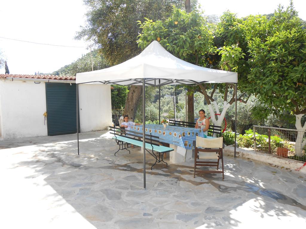 Gregory'S Studios Palaiokastritsa Exterior foto